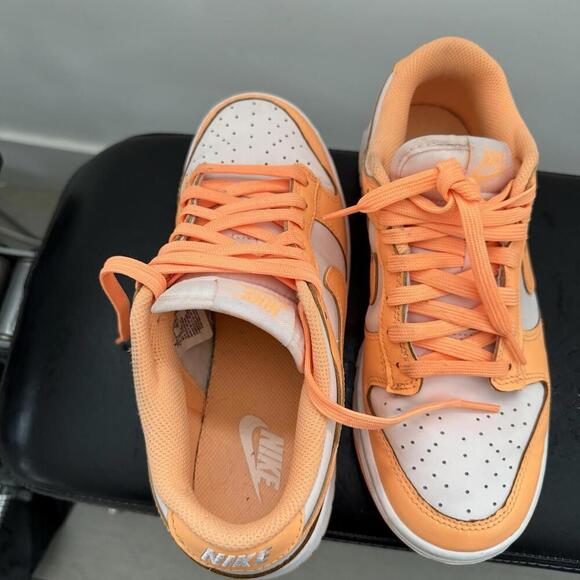 Nike Dunk Low Orange Pearl Women’s US 8 Sneakers DD1503-801 Shoes Athletic Y2K - Picture 7 of 9